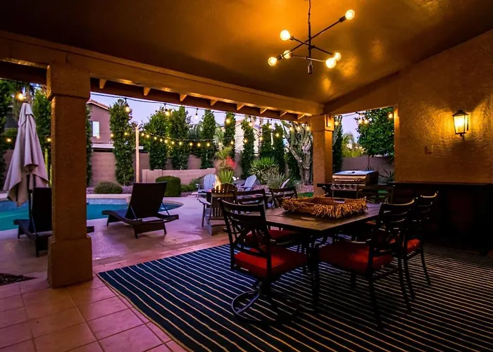 Luxury N. Scottsdale Wprivate Oasis Yard Holiday home